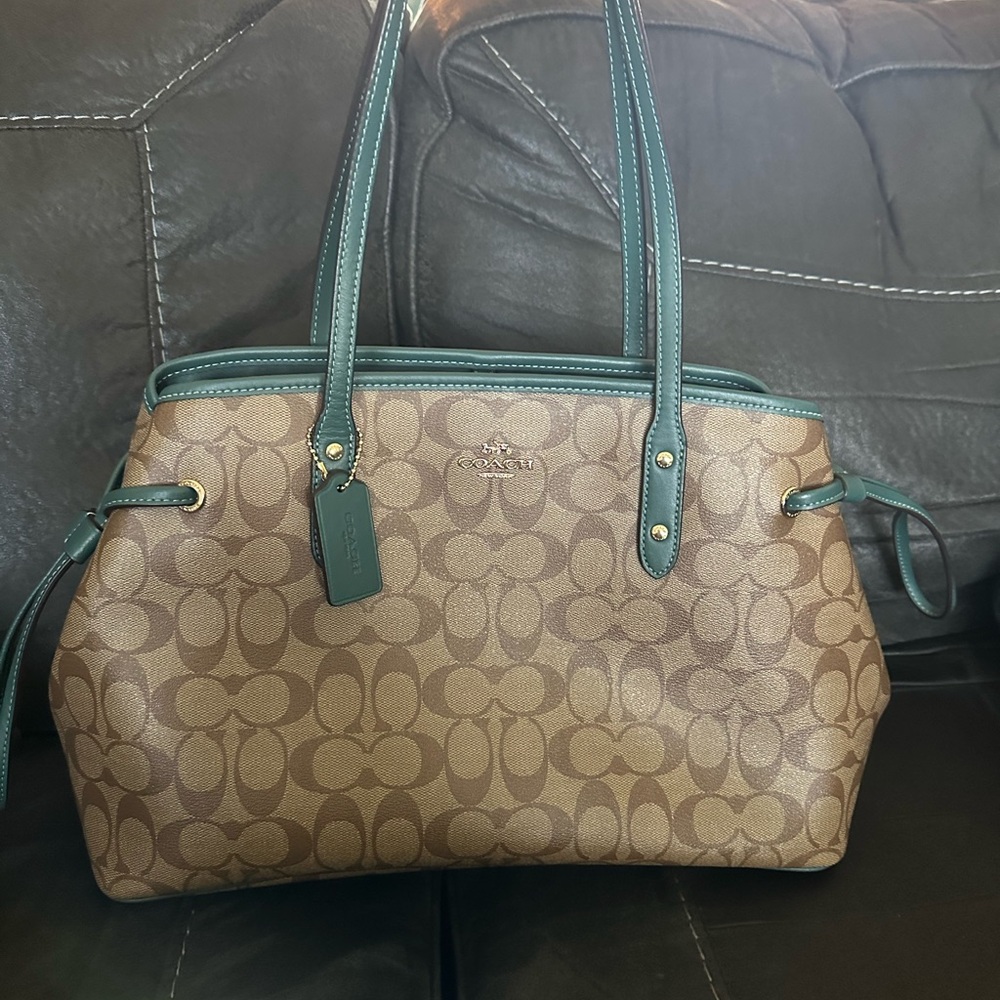 Coach drawstring tote-khaki signature. EUC - Picture 2 of 10